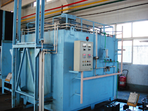 青島豐東大型箱式調(diào)質(zhì)爐